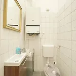 Y Station Private Apartament *