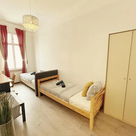 Y Station Private Βουδαπέστη