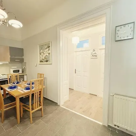 Y Station Private Διαμέρισμα